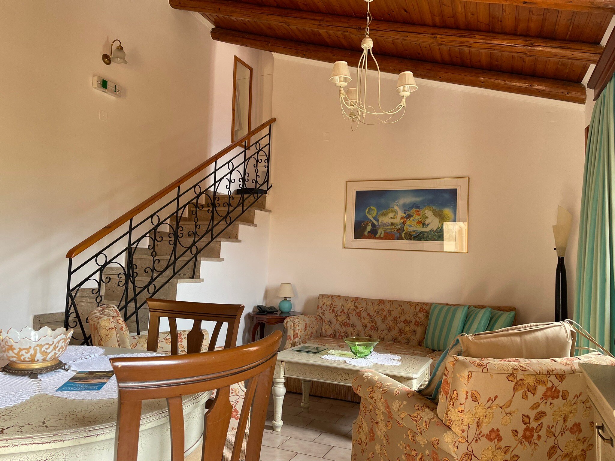 Olympia Village Hotel-官方