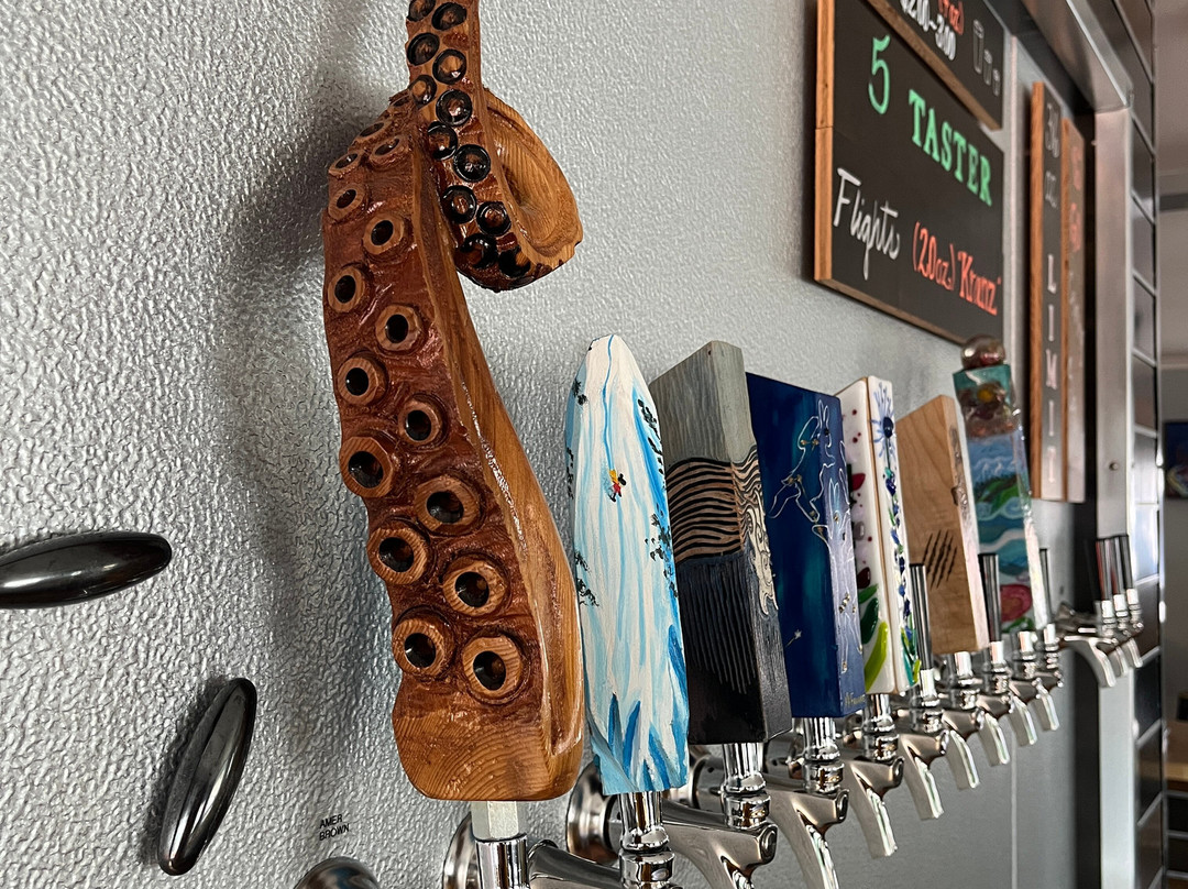 Growler Bay Brewing Co.-瓦尔迪兹必去景点