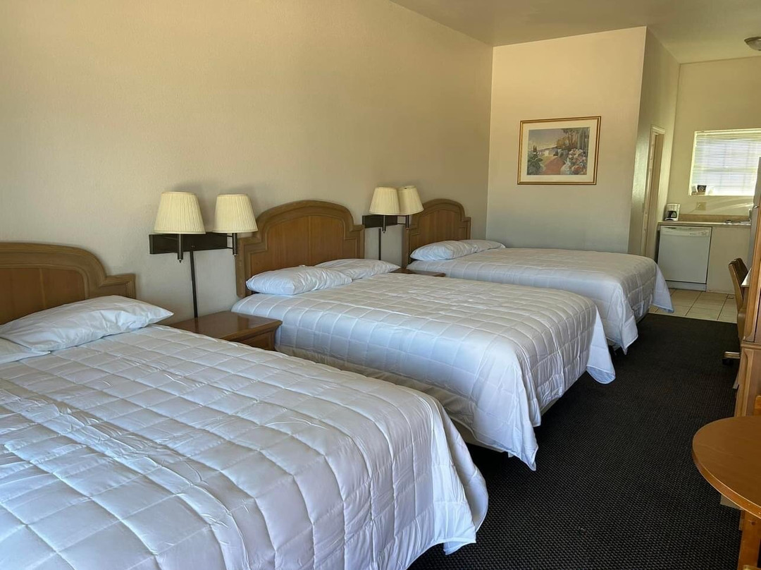 Little Sahara Inn & Cabins主图