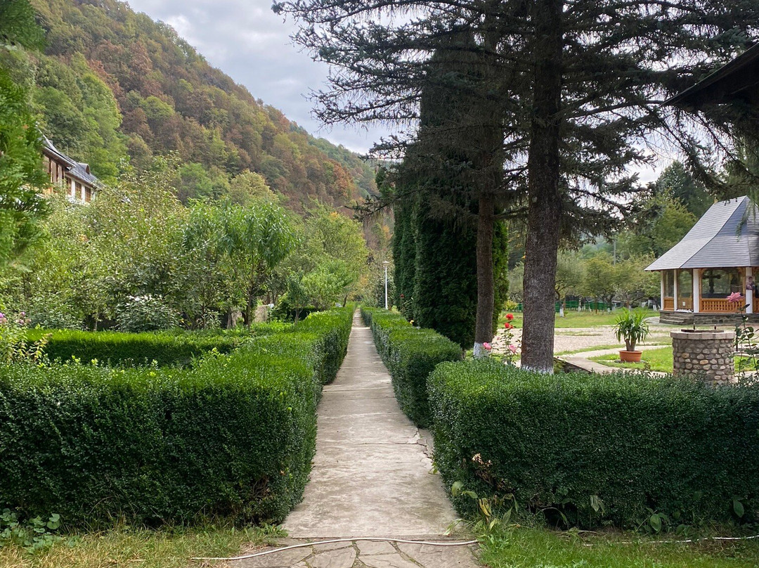 Ramet Monastery-Valea Manastirii必去景点