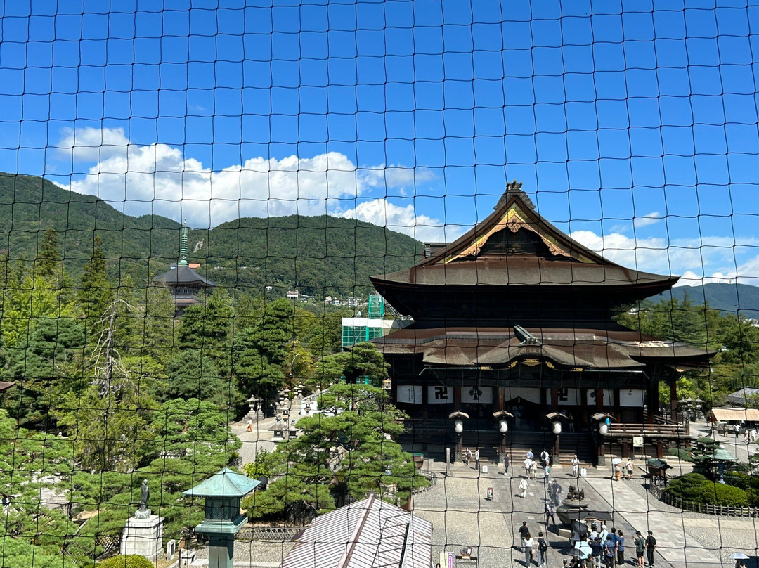 Zenko-ji Temple Sammon Gate景点图片