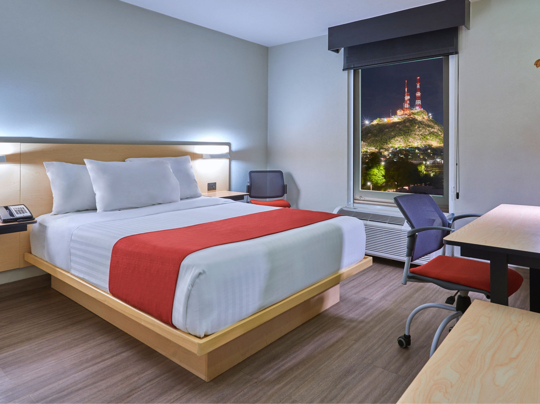埃莫西约酒店住宿-City Express Hermosillo by Marriott