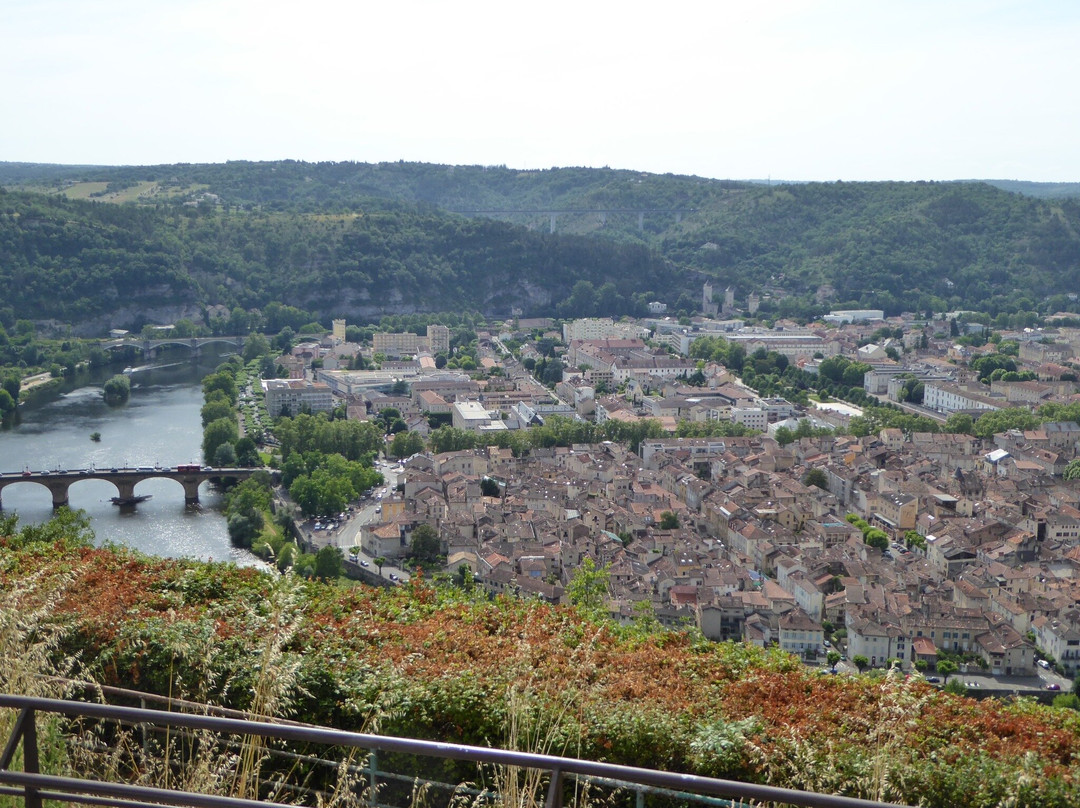 Mont Saint-Cyr-Cahors必去景点