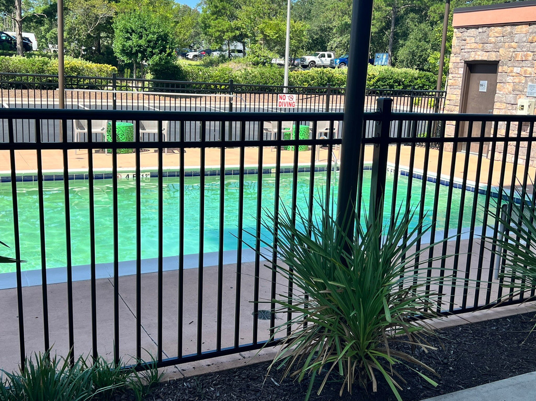 Hampton Inn & Suites Southport主图