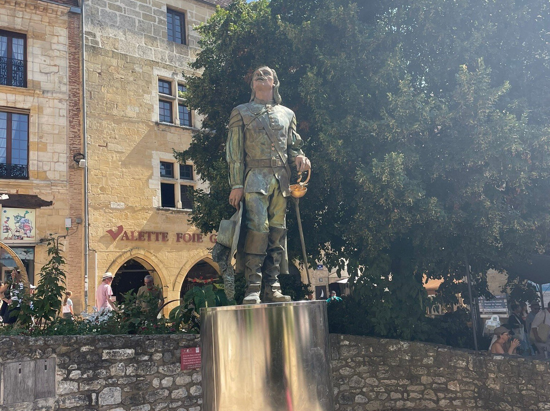 Statue Cyrano de Bergerac景点图片