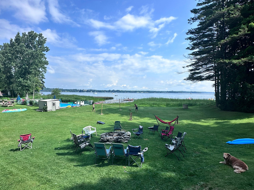 Vagabond Cove Cottages