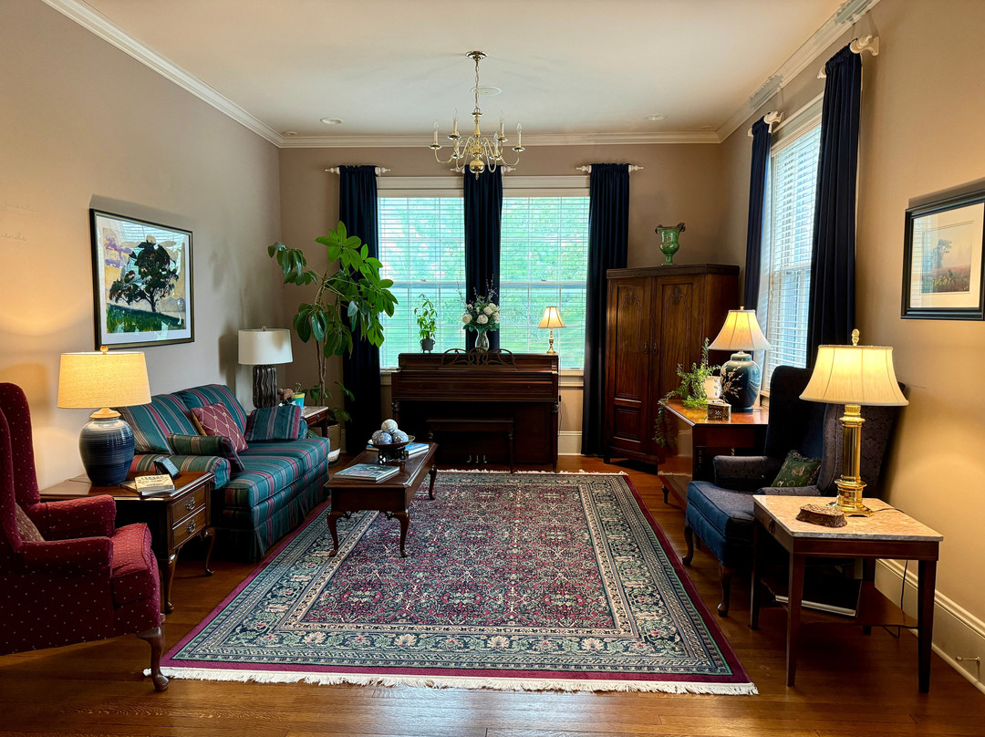 Collins House Bed and Breakfast主图