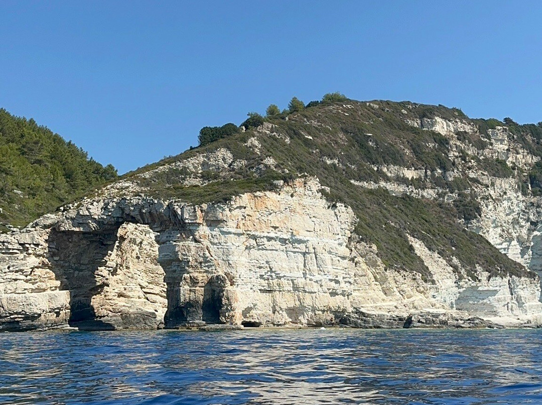 Tripitos Arch-Gaios必去景点