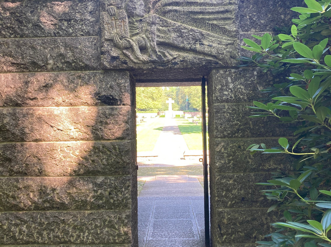 Sandweiler German Military Cemetery, Luxembourg-Sandweiler必去景点