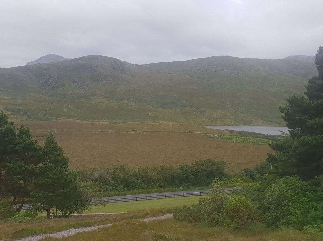 Kylemore Pass Hotel主图