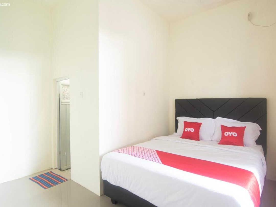 OYO 92714 Miracle Kost