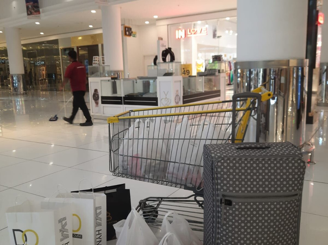 Fujairah Mall 2005-富查伊拉必去景点