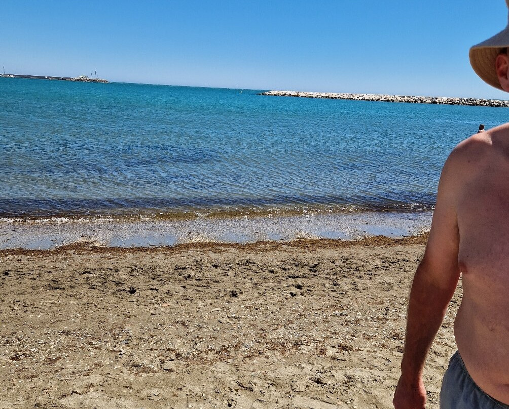 Malapesquera Beach景点图片