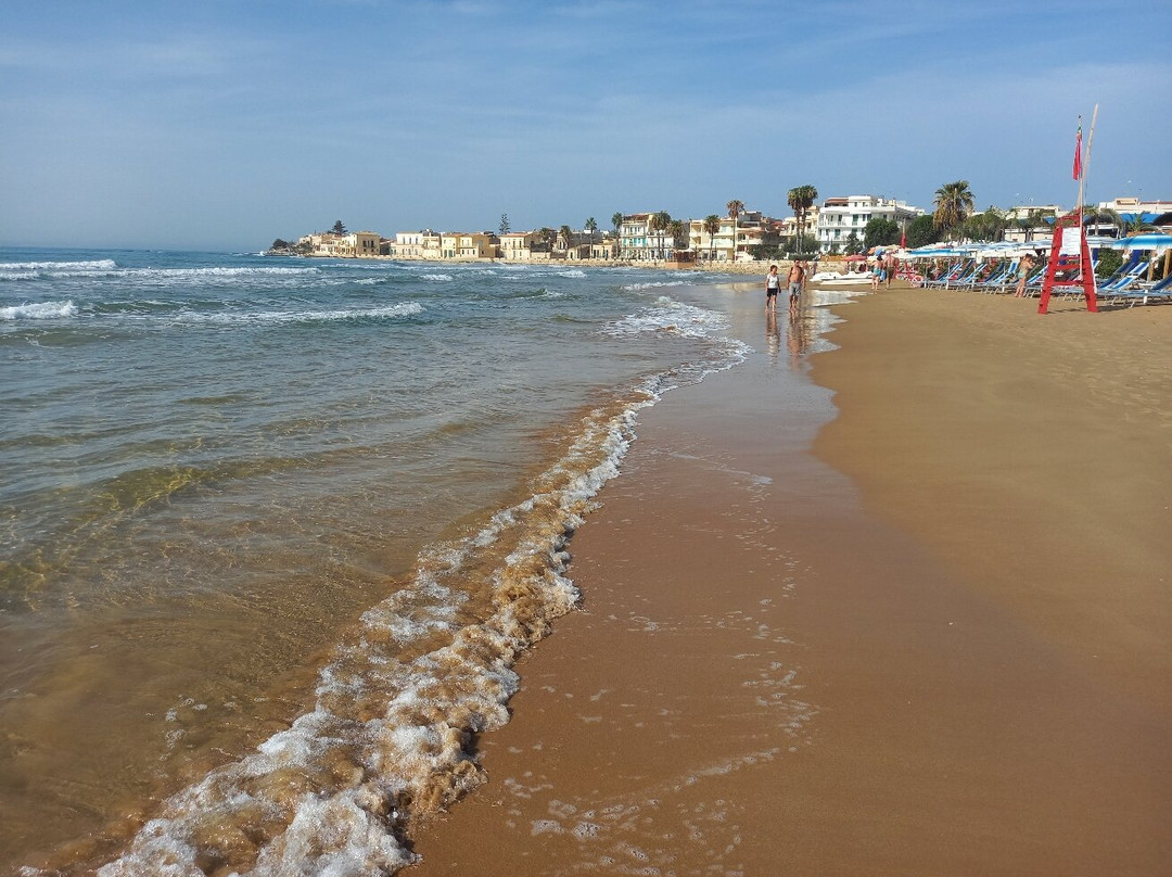 Sampieri Beach景点图片