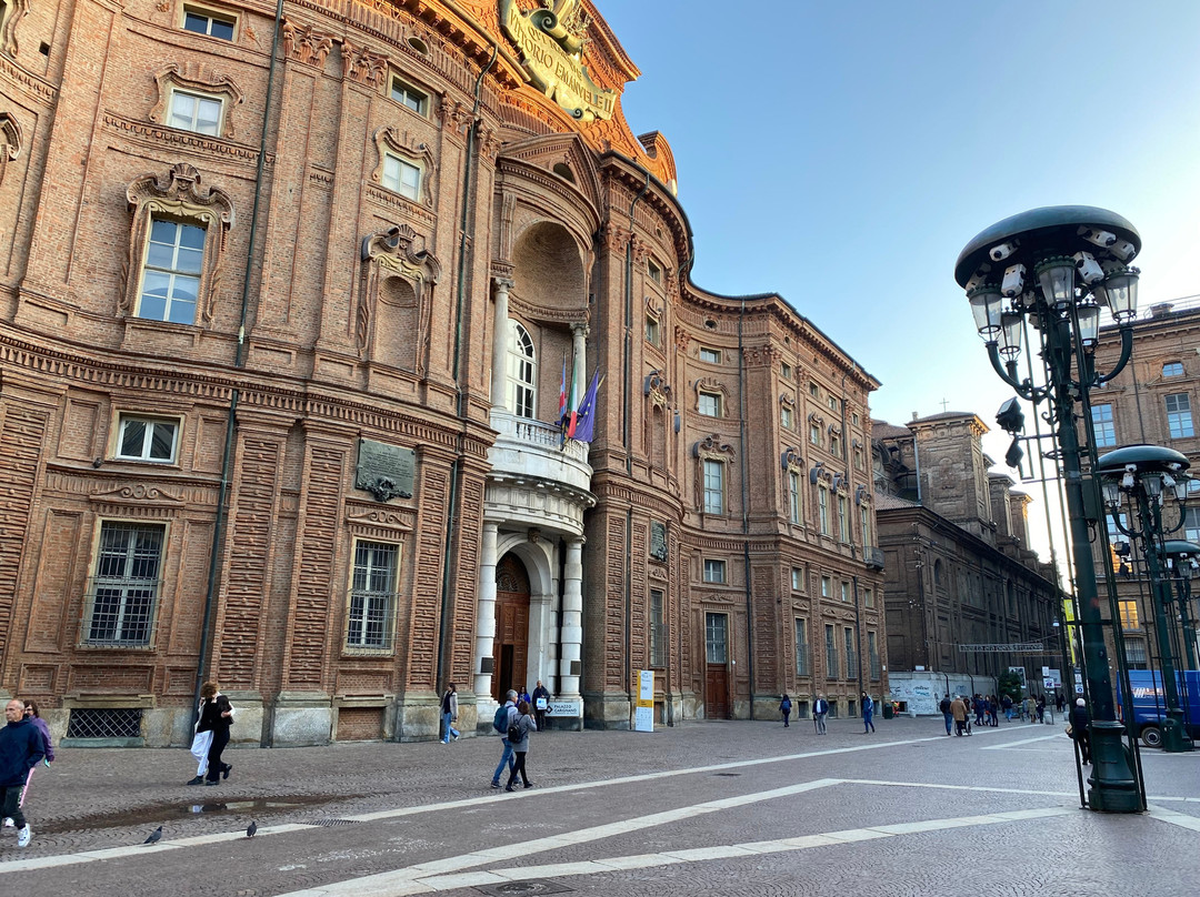 Piazza Carignano景点图片