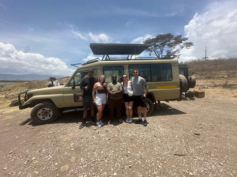 Tanzania Safari Supremacy-塞伦盖蒂国家公园必去景点