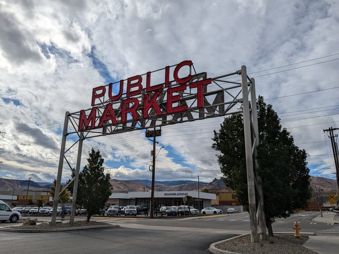 Pybus Public Market景点图片