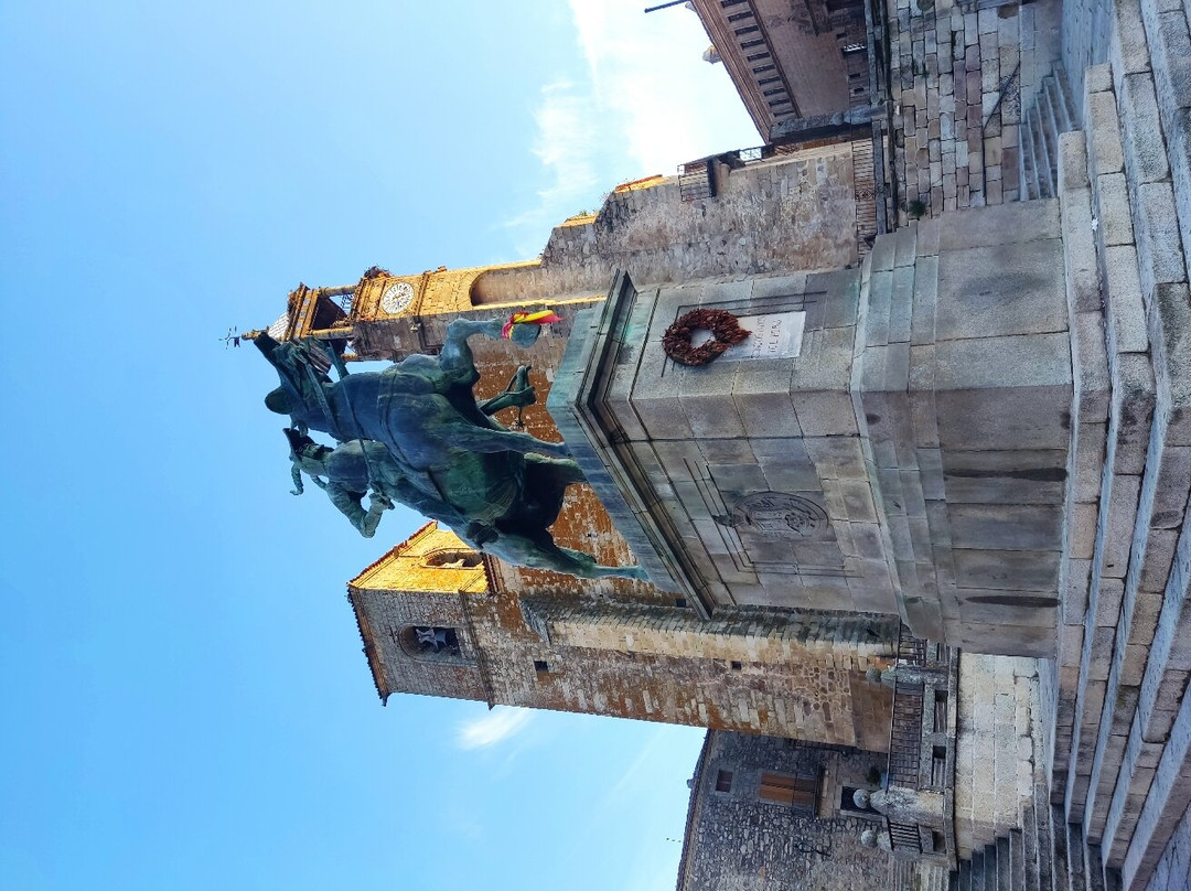 Estatua Ecuestre de Francisco Pizarro-特鲁希略必去景点