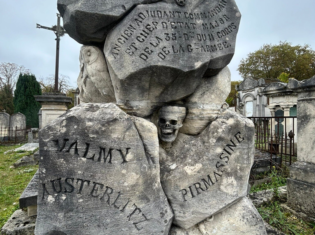 Cimetière De L'ouest-香槟地区沙隆必去景点