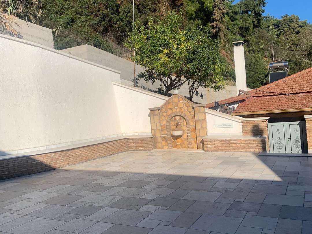 Agios Nicolaos Church-Katakolo必去景点