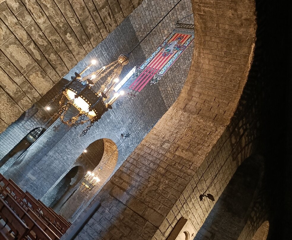 Monestir de Santa Maria de Ripoll景点图片