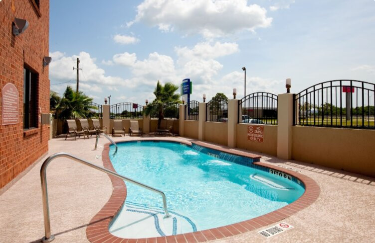 Aspen Grand Hotel主图