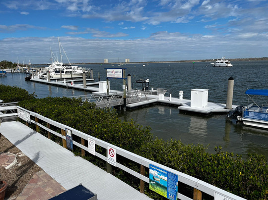 KingFisher Charters-迈尔斯堡必去景点