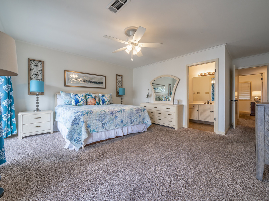 South Shore Lake Resort主图