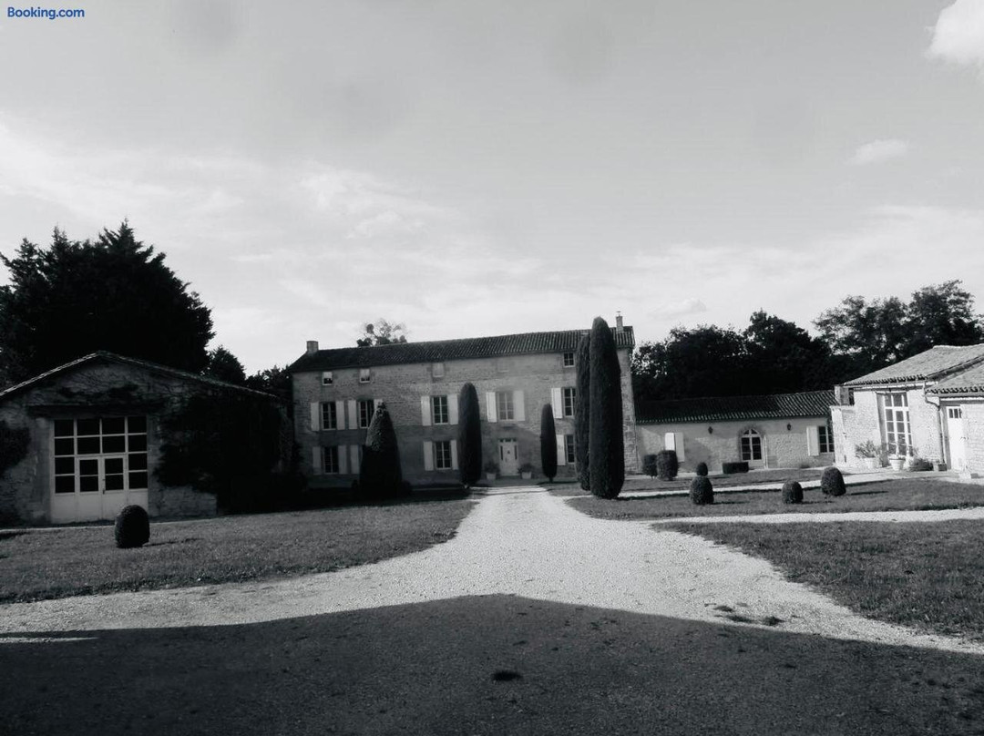 Le Clos Des Hirondelles