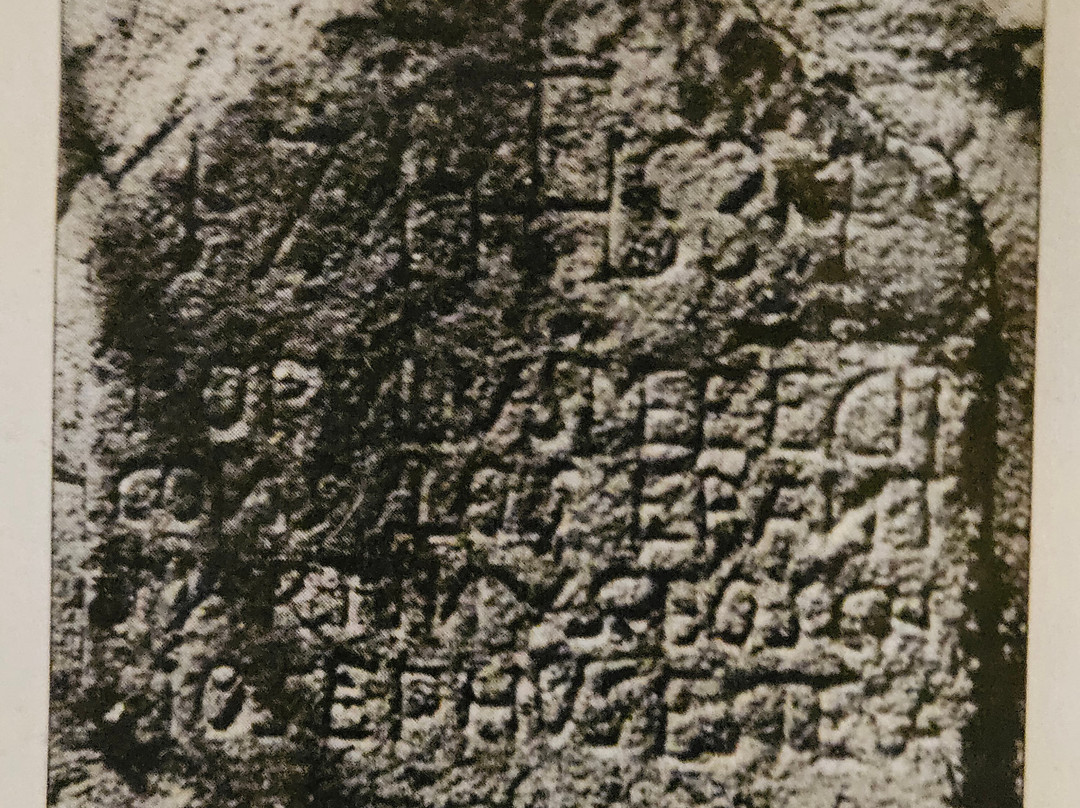 Eglise Saint-Martin-Llauro必去景点