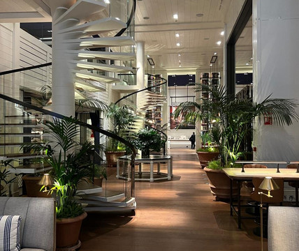 巴塞罗那七十酒店主图