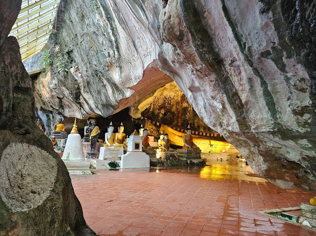 Wat Khuha Sawan景点图片