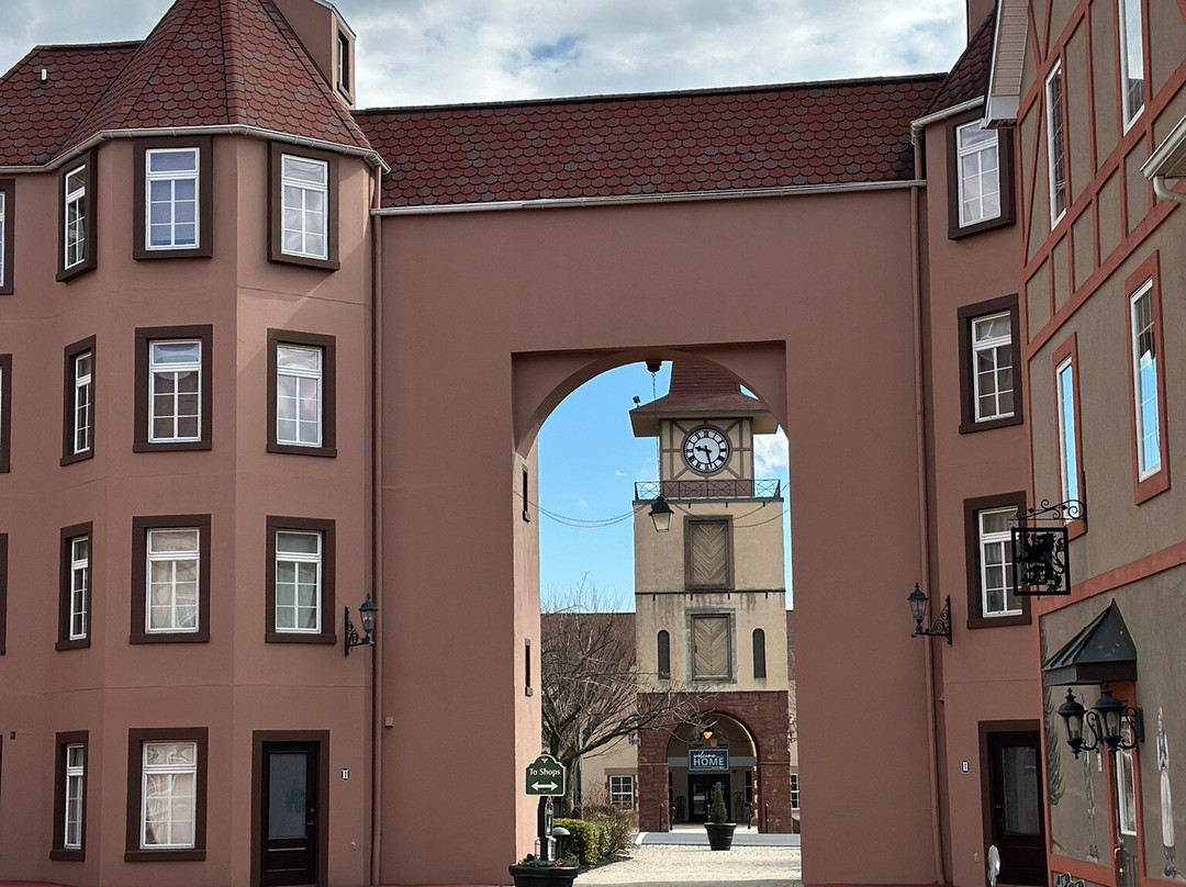Stoudtburg Village景点图片