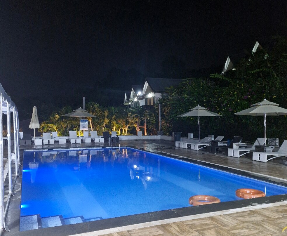 The Crow's Nest Resort主图