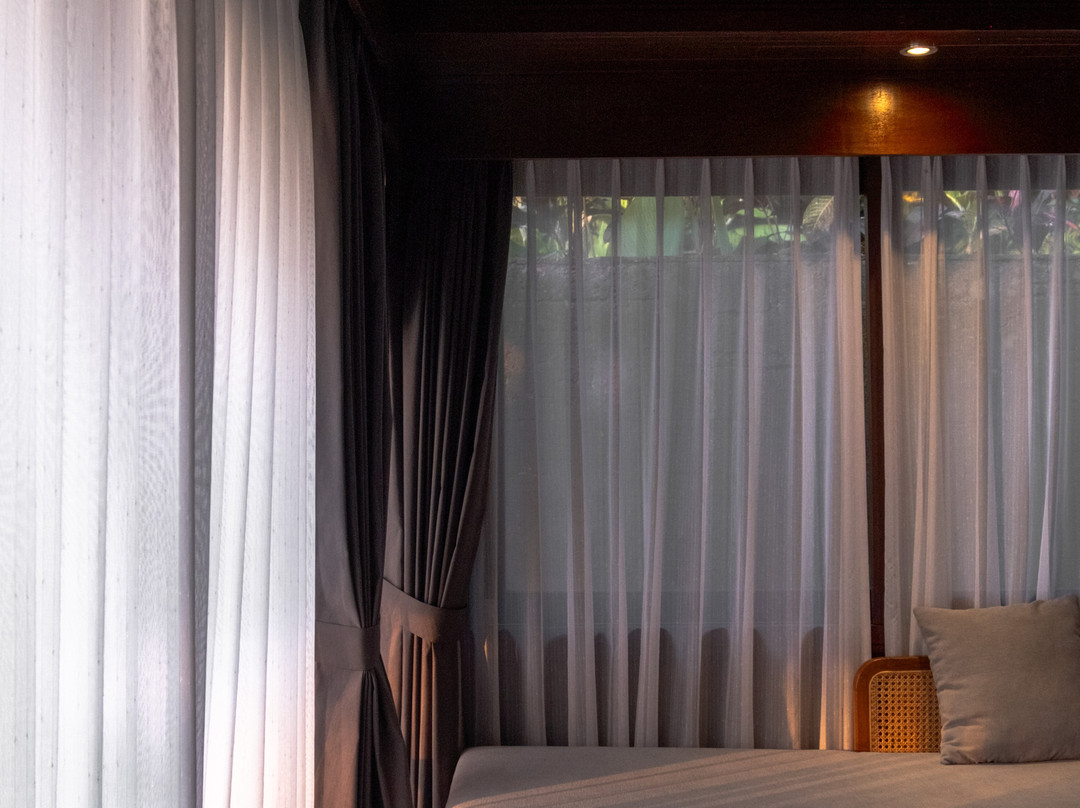 乌布黑派尼别墅酒店主图