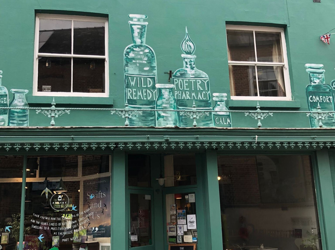 Poetry Pharmacy-Bishops Castle必去景点