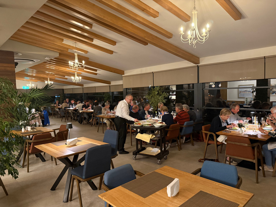Lago Restaurant Lakefront