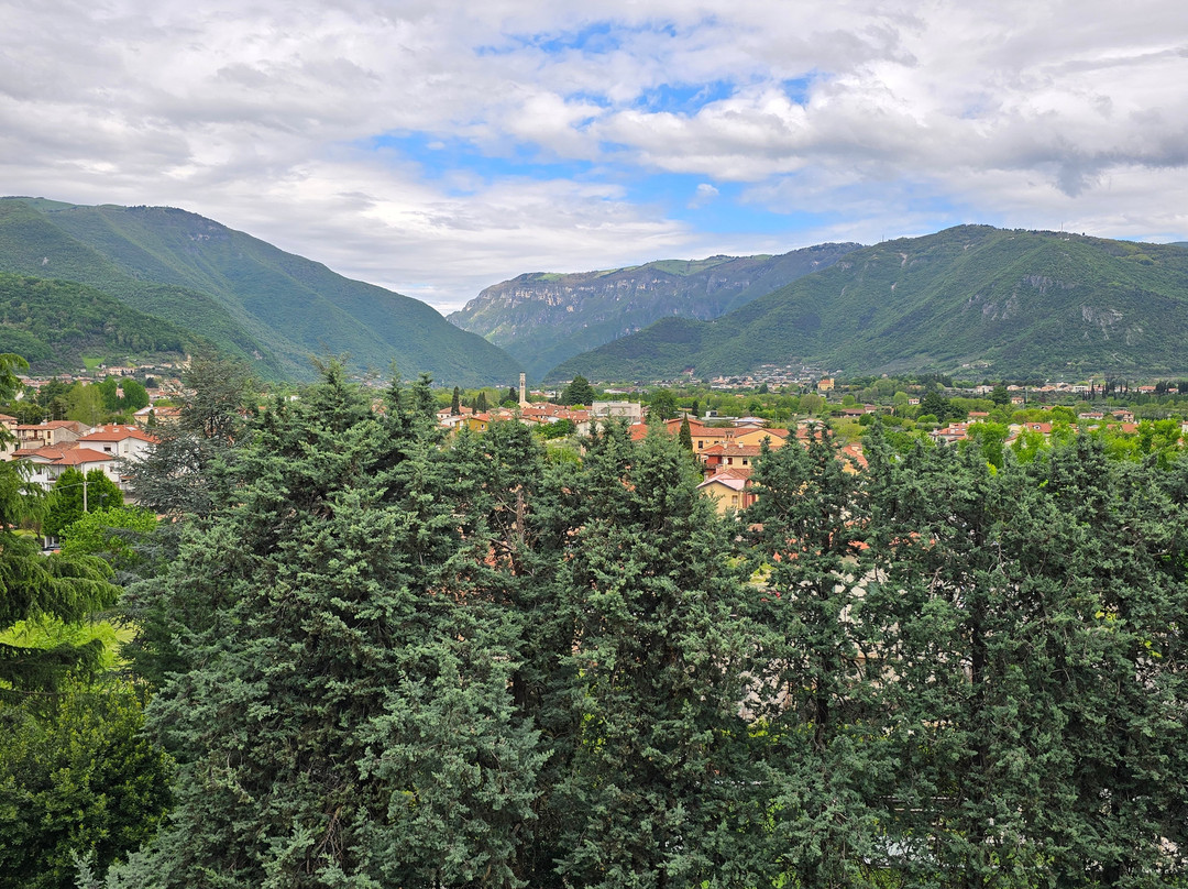 Viale dei Martiri景点图片