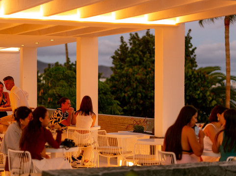 El Cóctel Bar De Kamezí