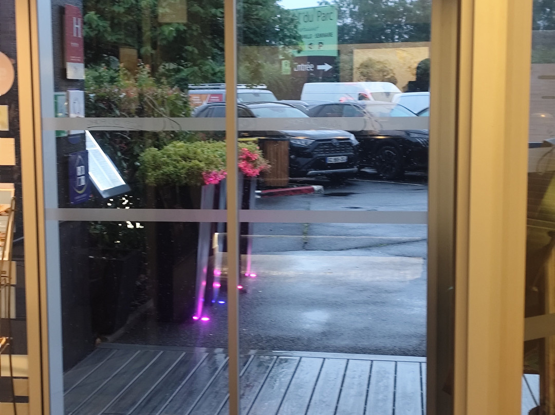 花园酒店主图