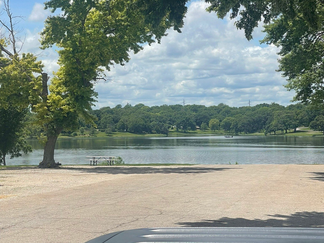 Lake Shawnee-托皮卡必去景点