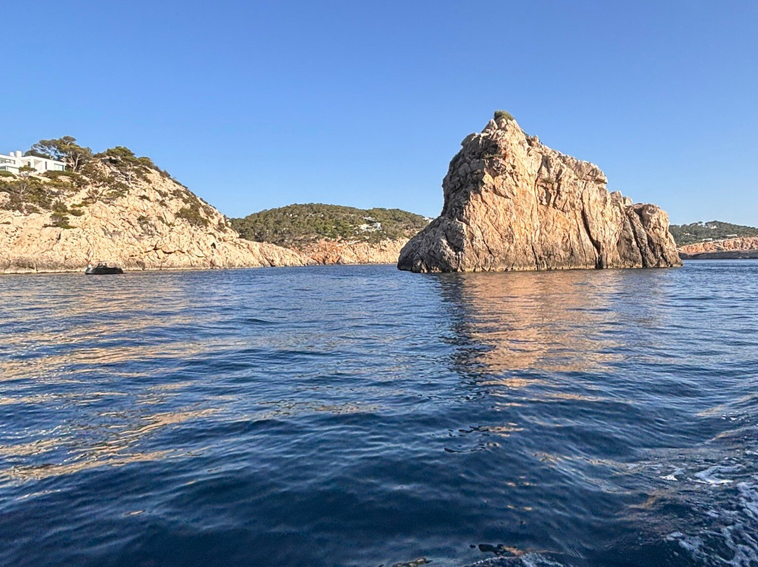 Ibiza Watersports-San Antonio Bay必去景点