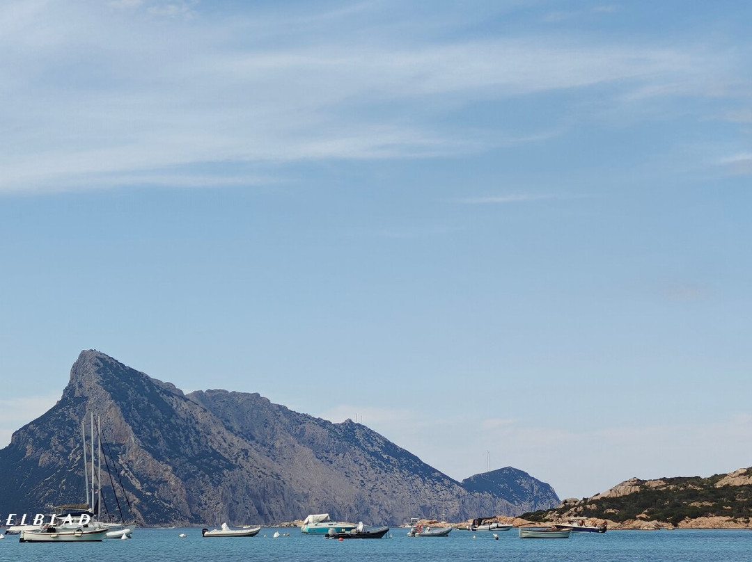 Cala Ghjlgolu-Loiri Porto San Paolo必去景点