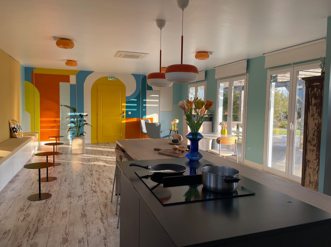 Hôtel La Petite Couronne主图