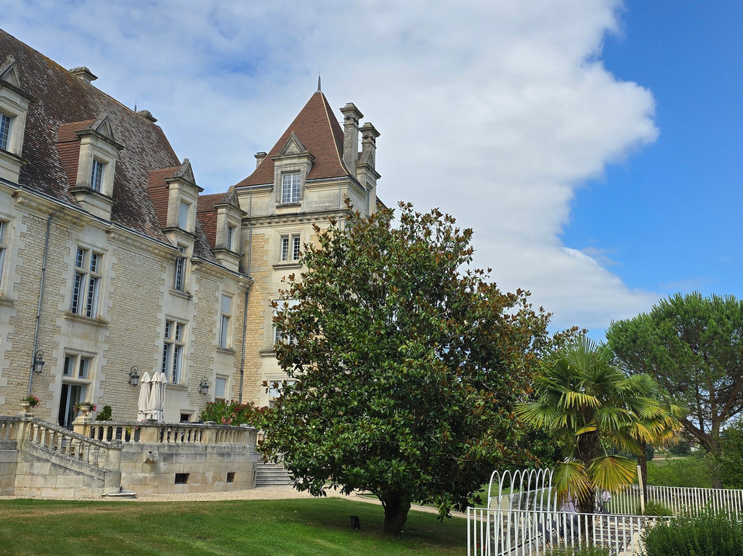 雷德庞当斯德蒙雷库酒店主图