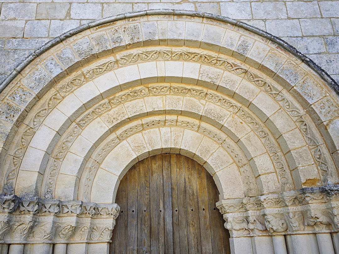 Eglise Saint-pierre De Machennes-Mazerolles必去景点