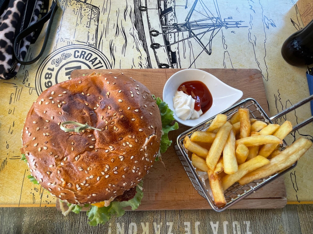 Pansion-restoran Riviera Šilo