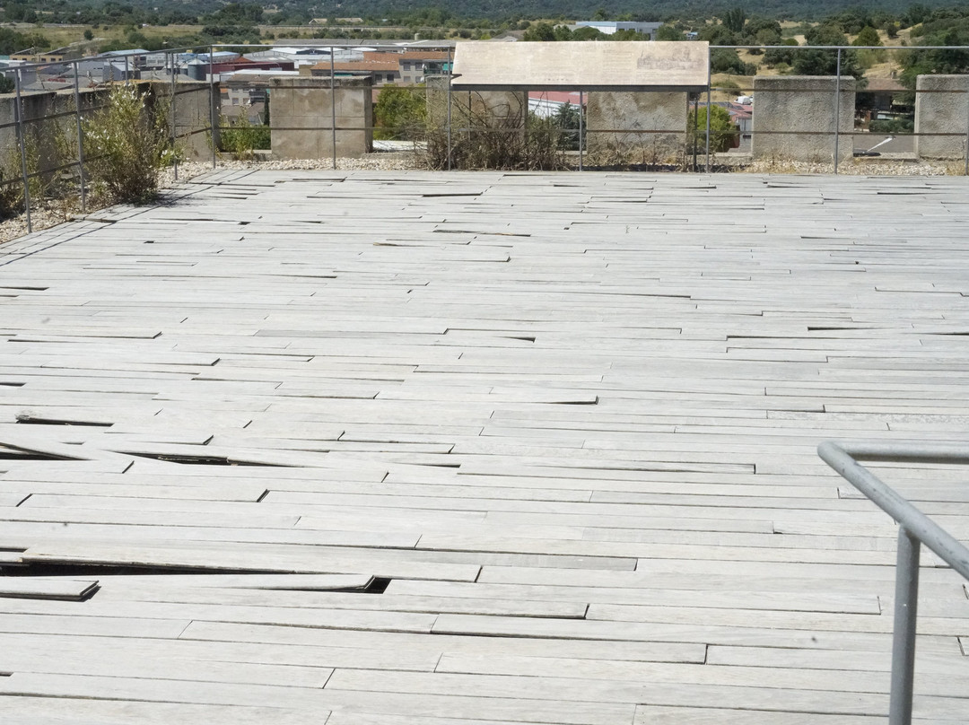 Castillo de la Coracera-San Martin de Valdeiglesias必去景点