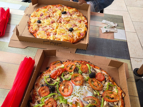 Cernon餐馆和美食-Pizza Plus