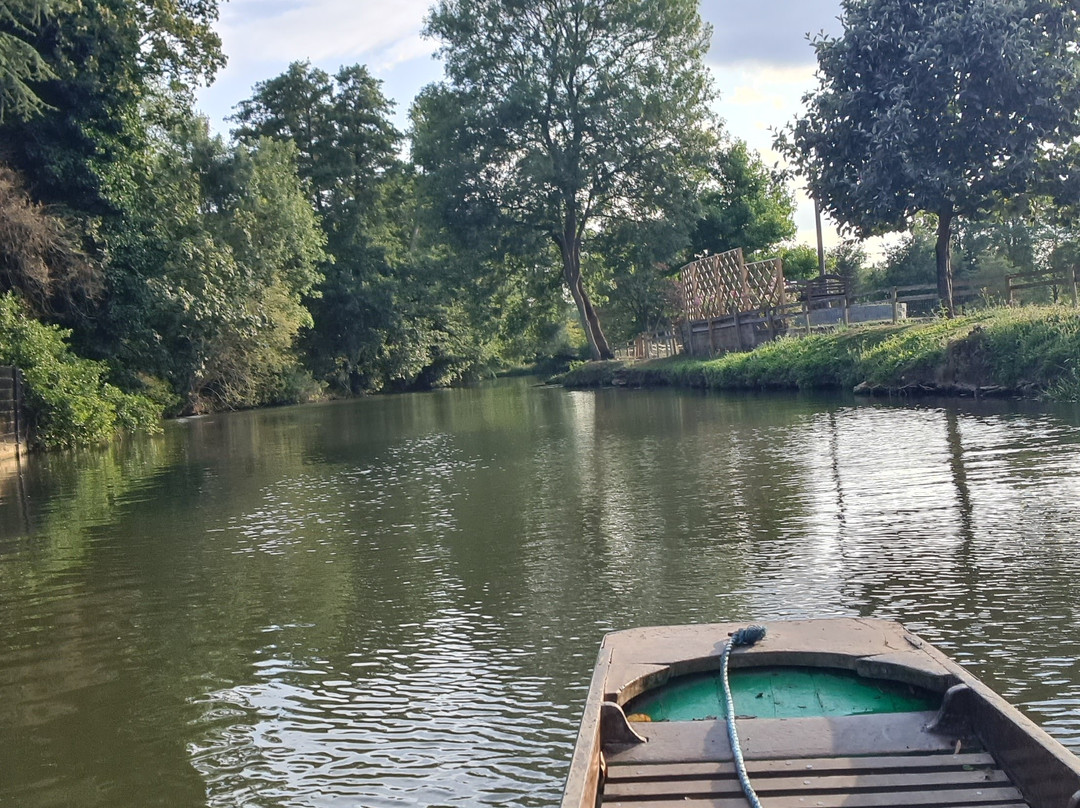 Magdalen Bridge Boathouse - Punting Tours-牛津必去景点